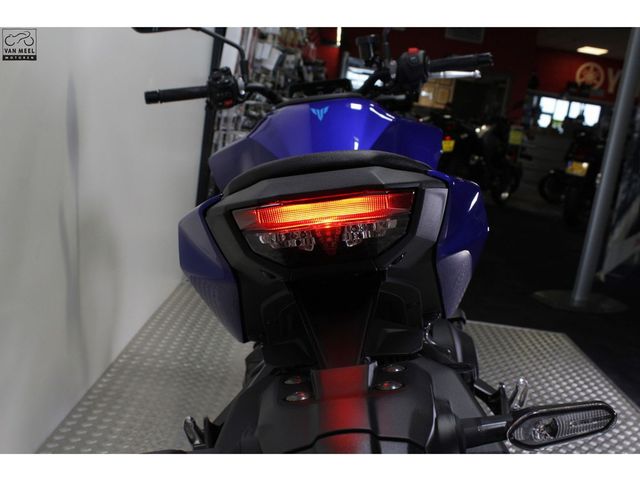 yamaha - mt-09-y-amt