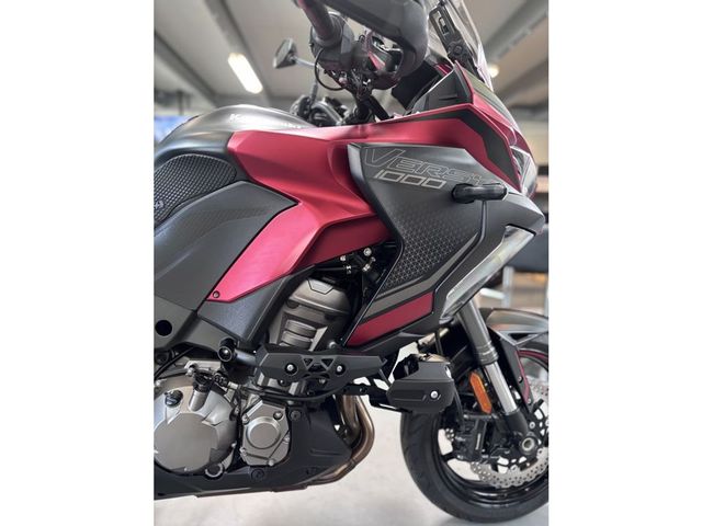 kawasaki - versys-1000-se-grand-tourer