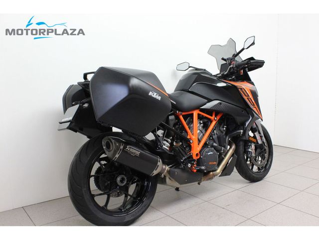 ktm - 1290-super-duke-gt