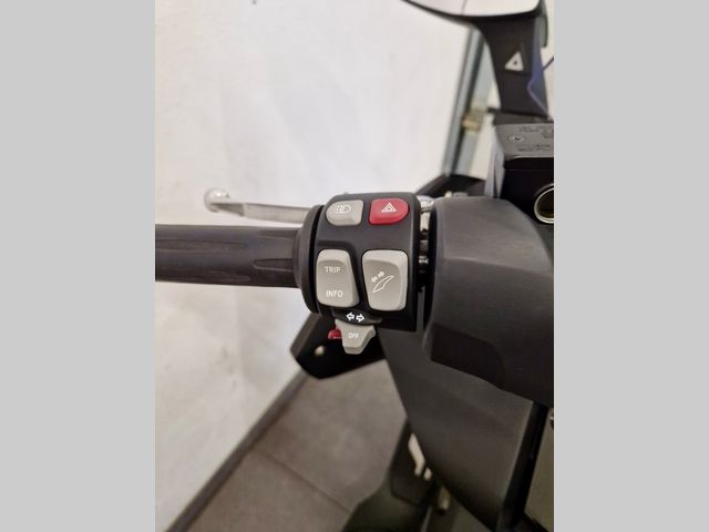 bmw - c-650-gt