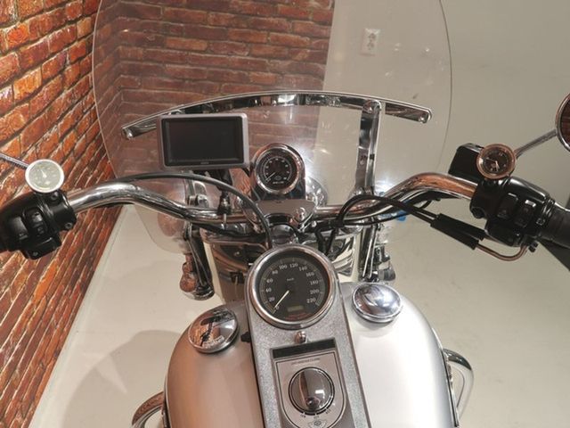 harley-davidson - heritage-softail-classic-flstc