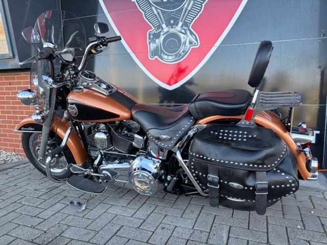 harley-davidson - heritage-softail-classic-flstc