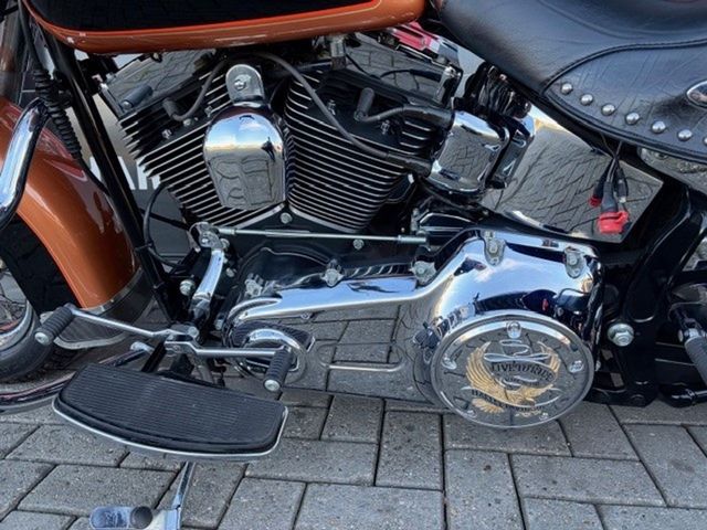 harley-davidson - heritage-softail-classic-flstc