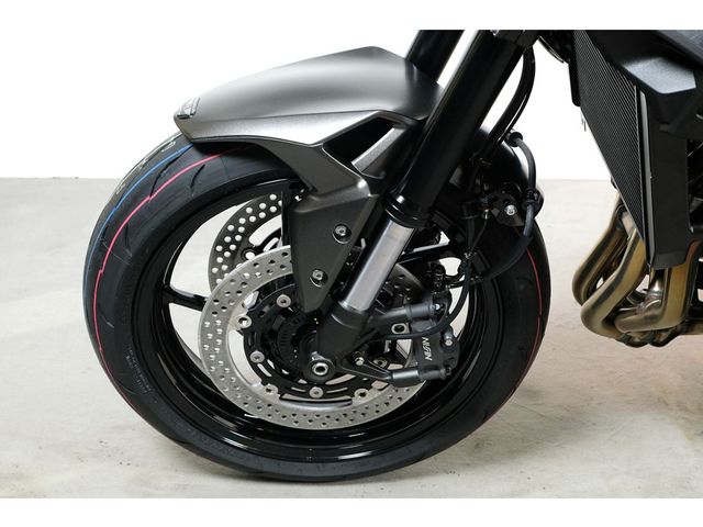 kawasaki - z900-performance