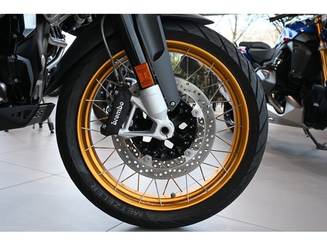 bmw - r-1250-gs-adventure