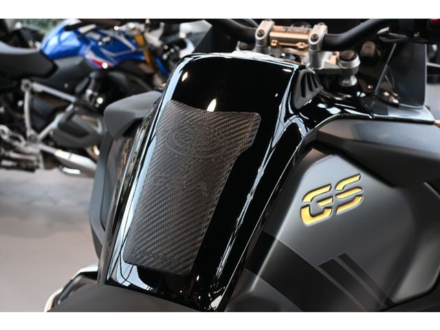 bmw - r-1250-gs-adventure