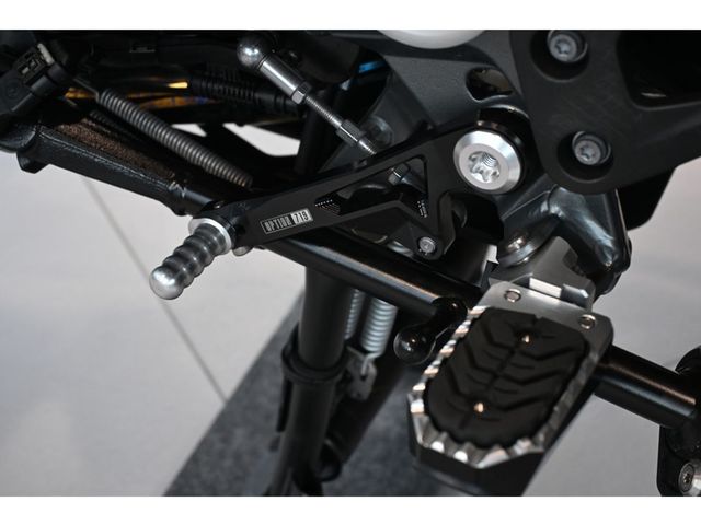 bmw - r-1250-gs-adventure