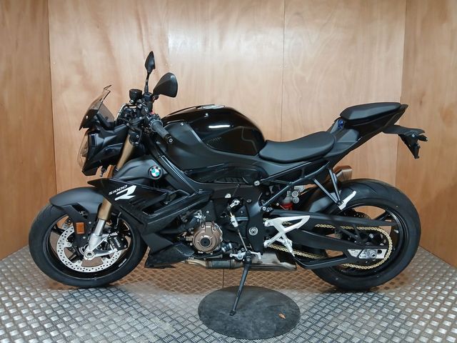 bmw - s-1000-r