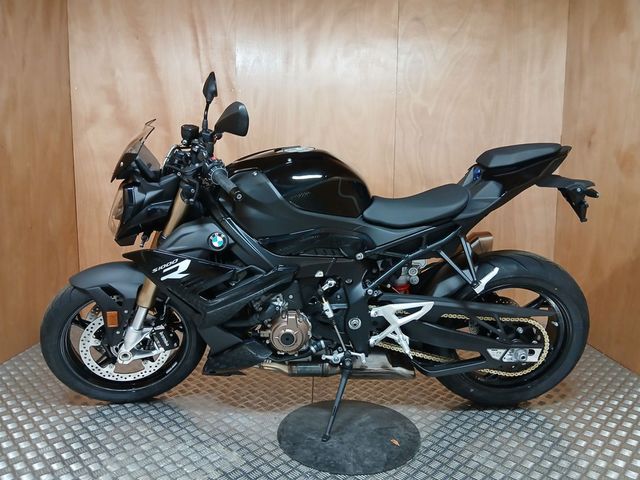 bmw - s-1000-r