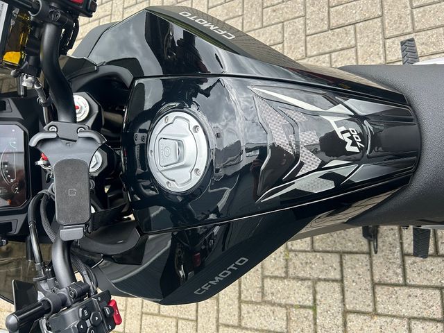 cfmoto - 700-mt