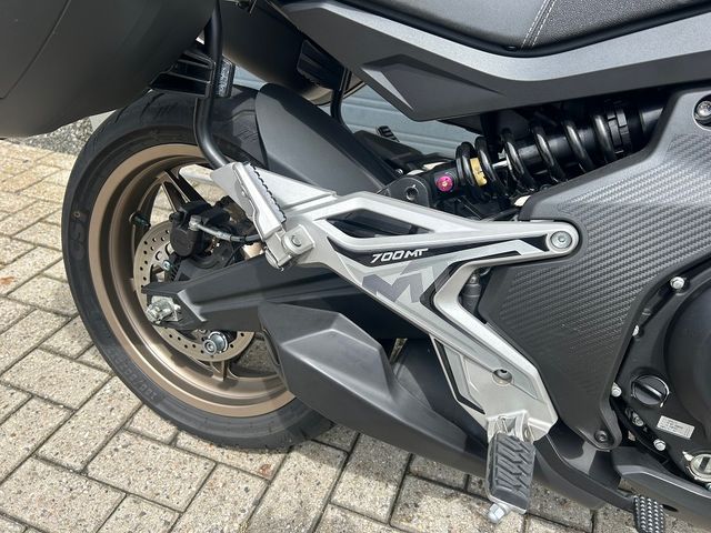 cfmoto - 700-mt