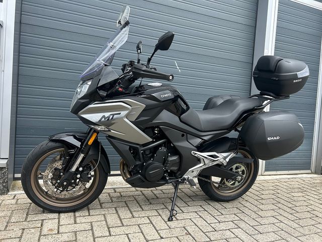 cfmoto - 700-mt