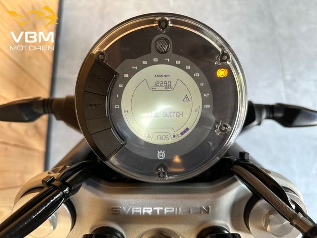 husqvarna - svartpilen-401