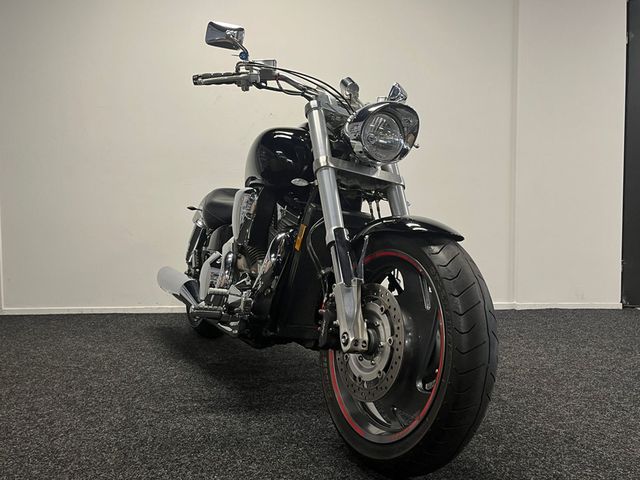 honda - vtx-1800