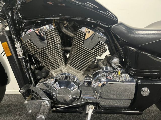 honda - vtx-1800