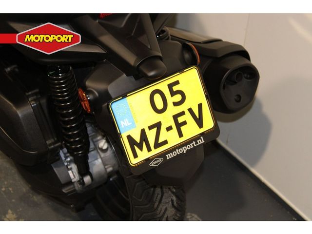 yamaha - x-max-300-tech-max