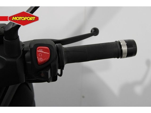 yamaha - x-max-300-tech-max