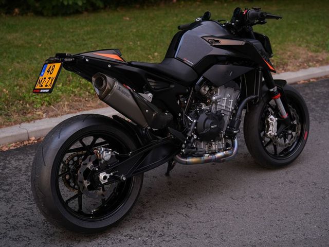 ktm - 890-duke-l