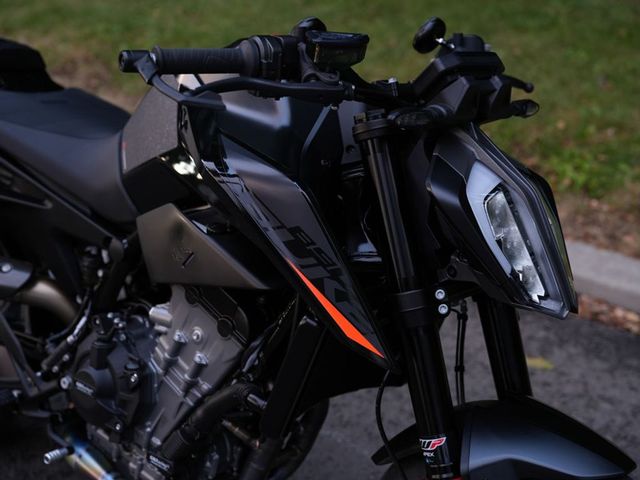 ktm - 890-duke-l