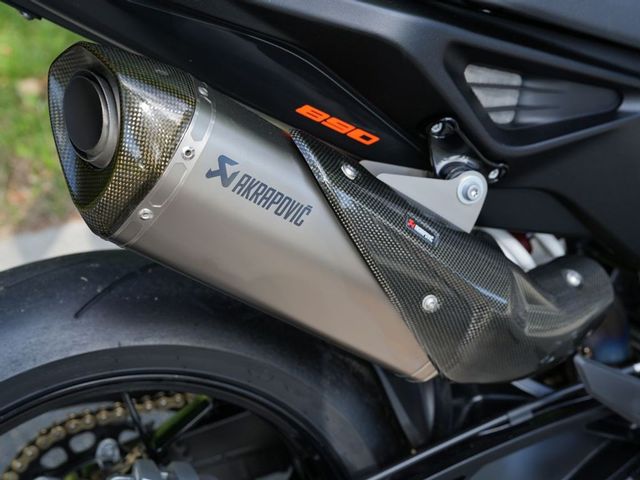 ktm - 890-duke-l