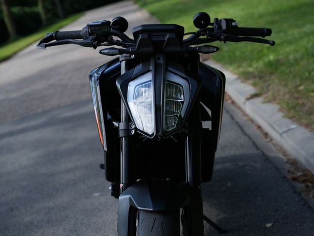 ktm - 890-duke-l