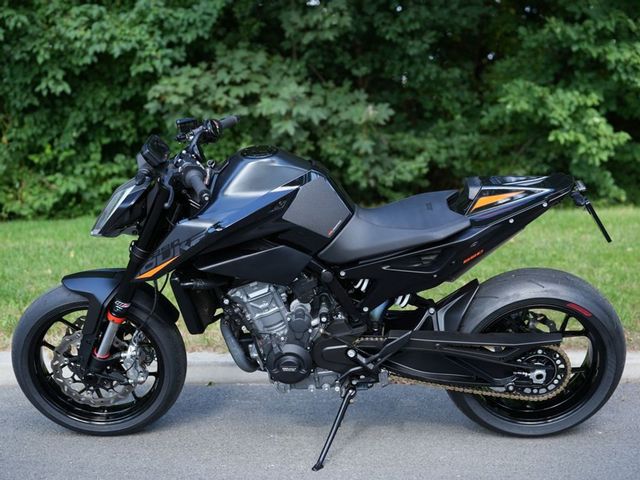 ktm - 890-duke-l