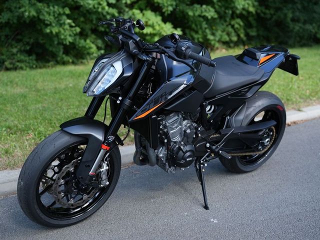 ktm - 890-duke-l