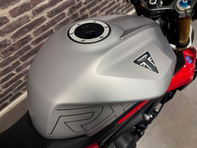 triumph - street-triple-765-r