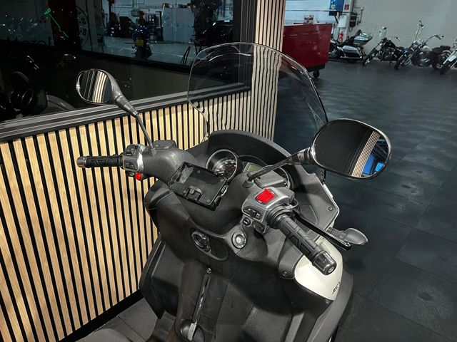 piaggio - mp3-300-lt