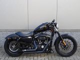 HARLEY-DAVIDSON IRON 883