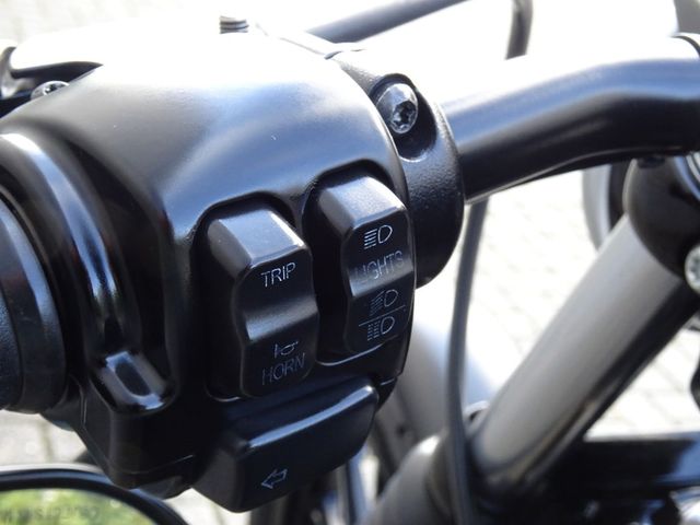harley-davidson - iron-883