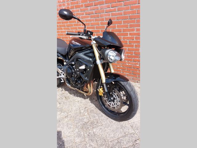 triumph - street-triple-675
