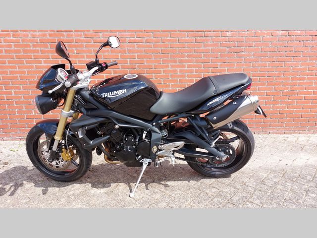 triumph - street-triple-675