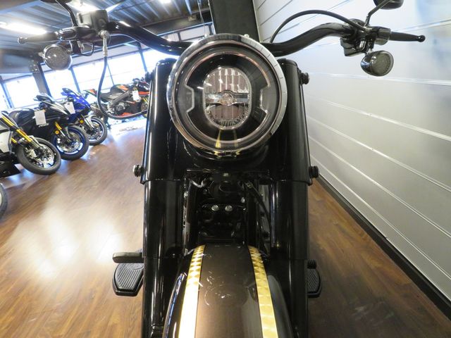 harley-davidson - heritage-softail-classic-107-flhcs