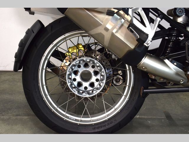 bmw - r-1200-gs