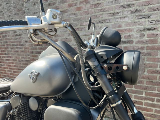 kawasaki - vn-1500-classic