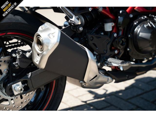 kawasaki - z900