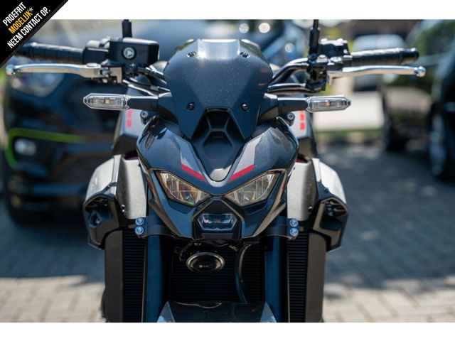 kawasaki - z900