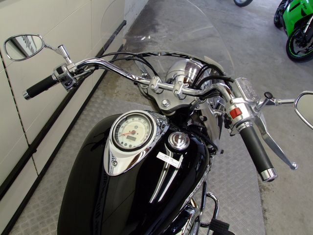 yamaha - xvs-1100-a-dragstar-classic