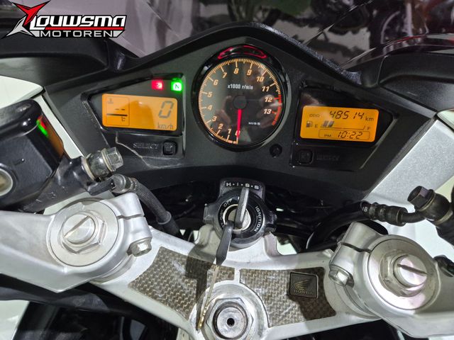 honda - vfr-800-fi-vtec