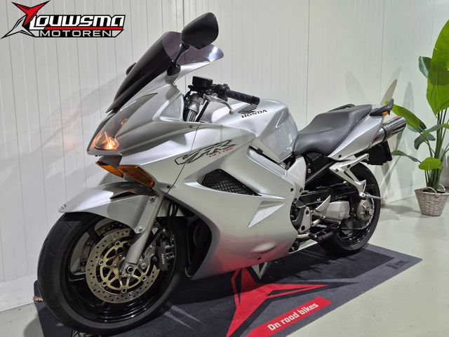 honda - vfr-800-fi-vtec