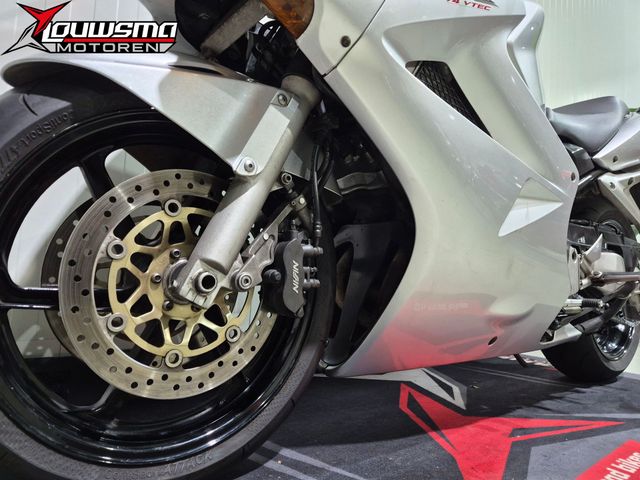 honda - vfr-800-fi-vtec