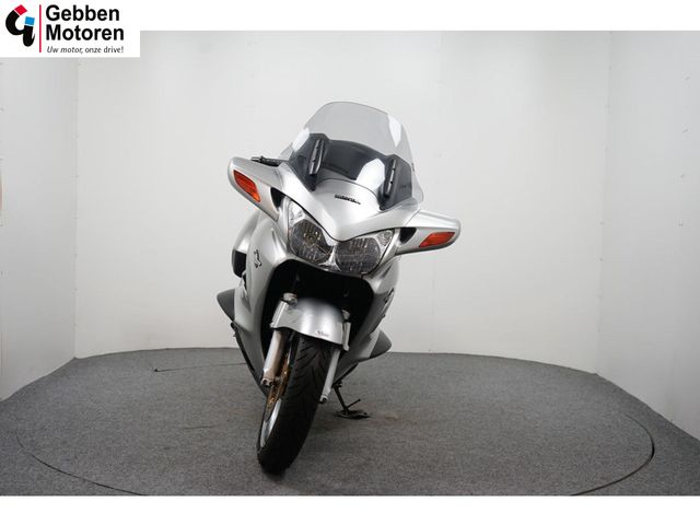 honda - st-1300-pan-european