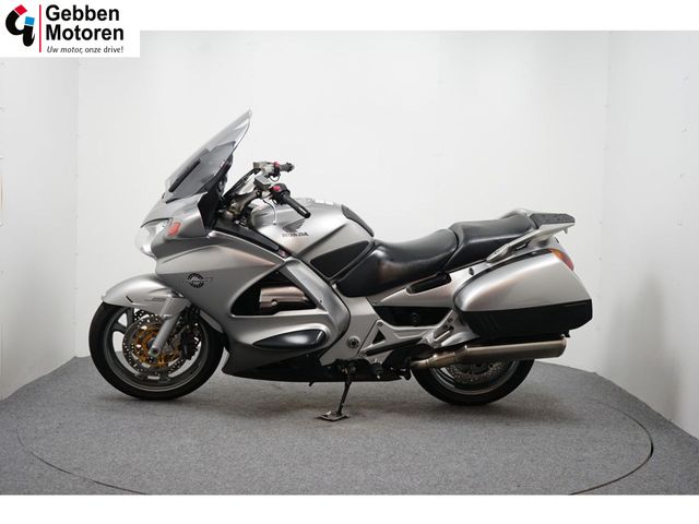 honda - st-1300-pan-european