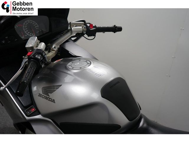 honda - st-1300-pan-european