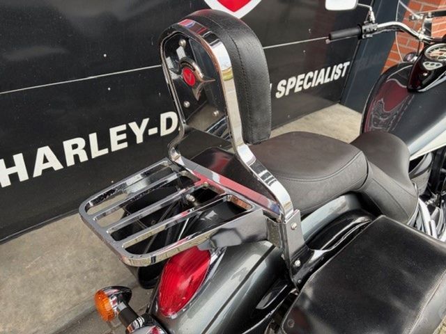 kawasaki - vn-900-classic