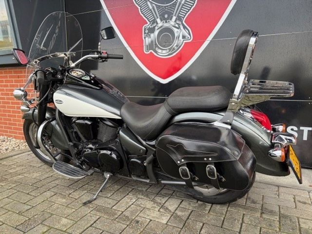 kawasaki - vn-900-classic