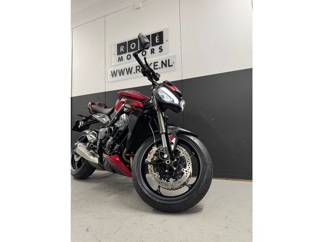 triumph - street-triple-rs
