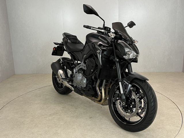 kawasaki - z900