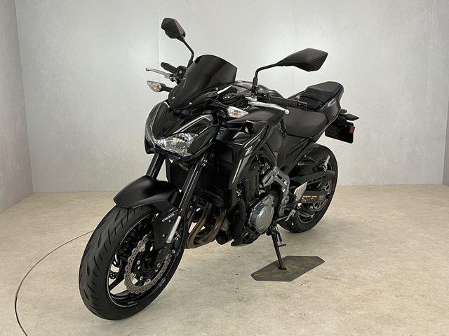 kawasaki - z900